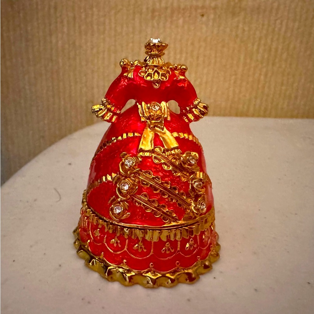 Beautiful Enameled Red and Gold Victorian Ladies Dress Trinket Box